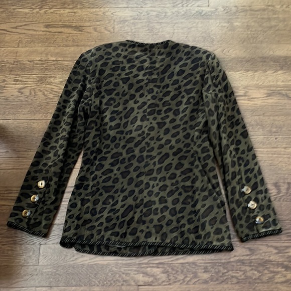 Elegant Carlisle Animal Print Ladies Suede Jacket - Picture 3 of 4